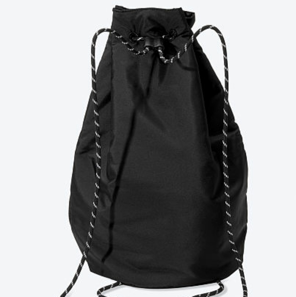 Pink drawstring bag - Picture 2 of 4